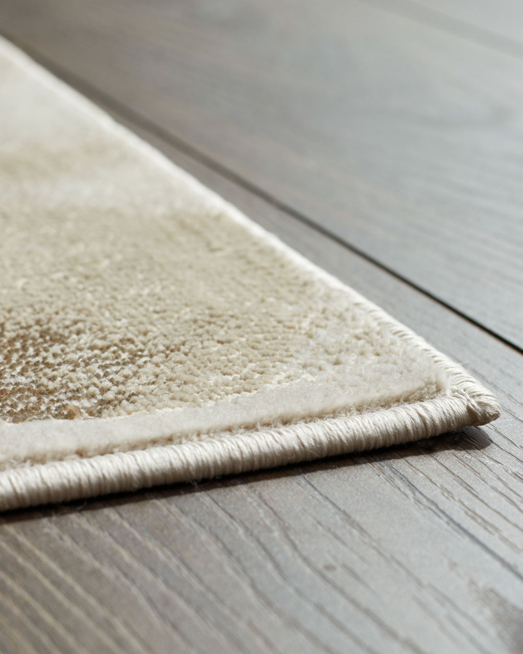 Tapis de couloir texturé or doux Perla