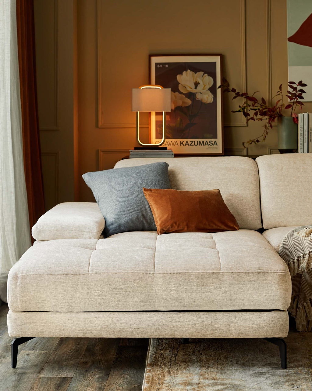 Canapé d'angle gauche Donella en chenille ivoire