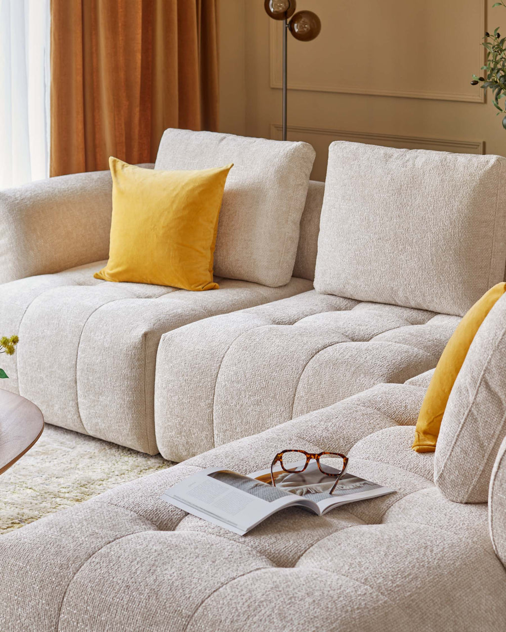 Canapé d'angle droit Lillian en tissu naturel