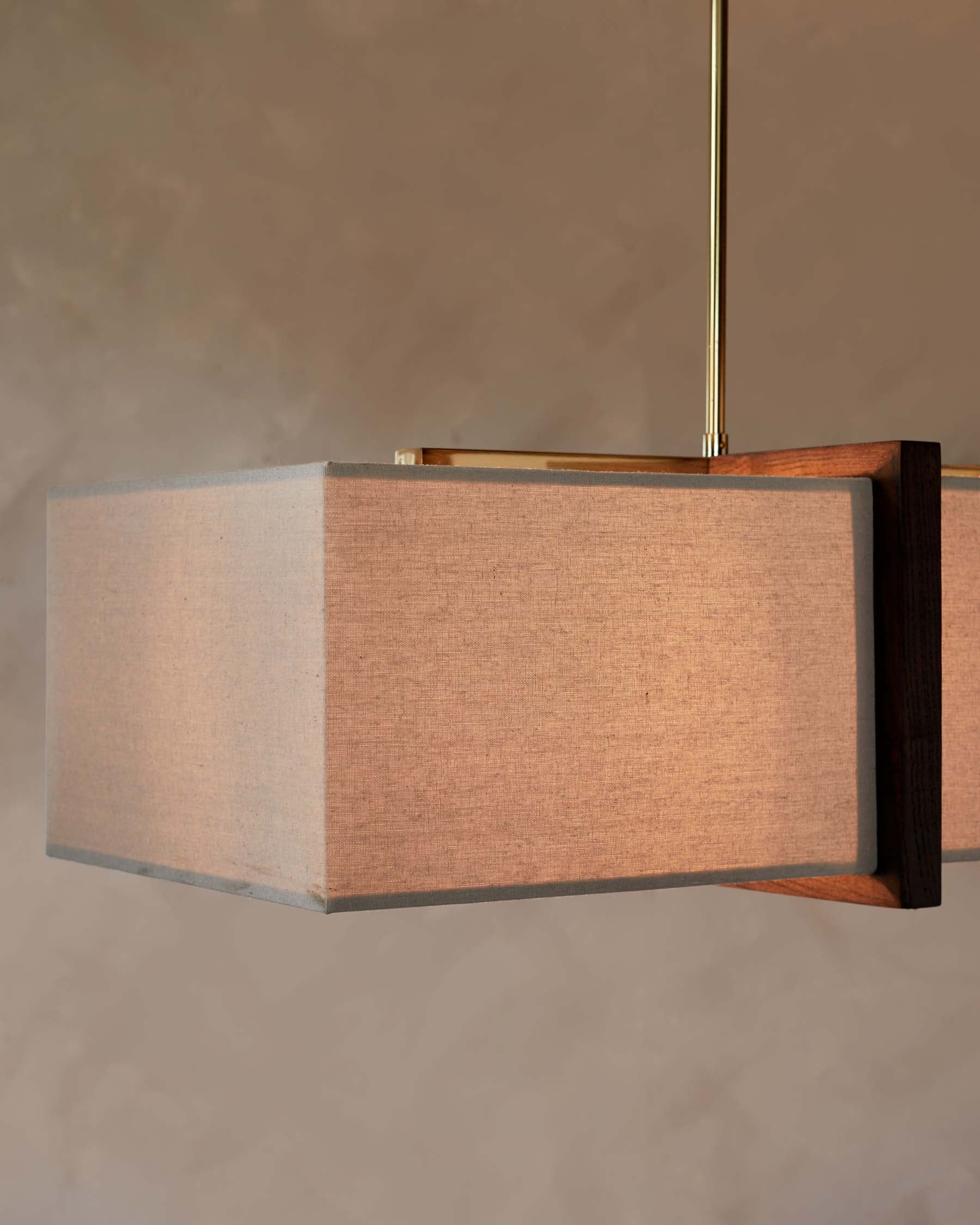 Suspension réglable Addison en lin naturel à 3 lumières