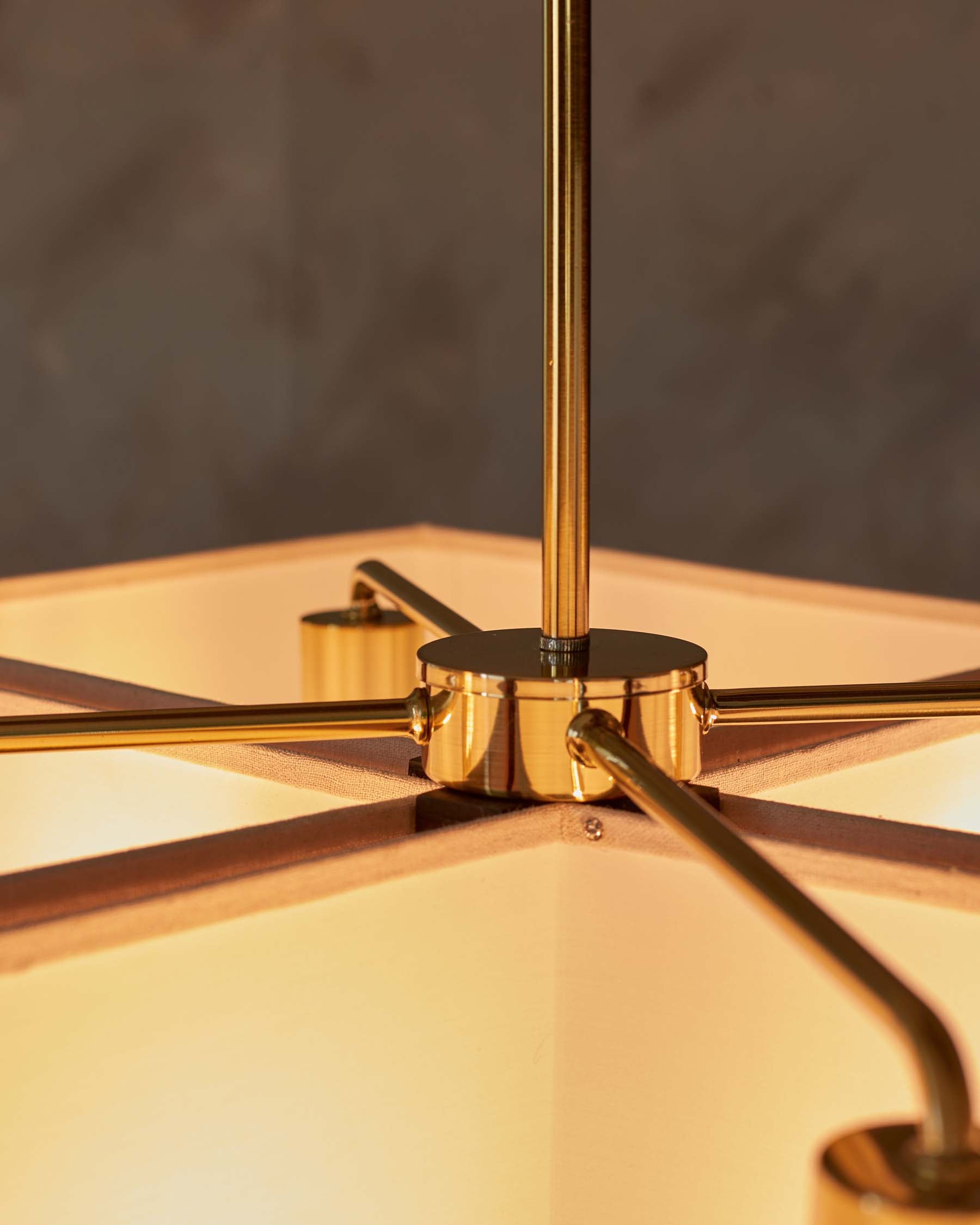 Suspension Addison en lin naturel à 4 lumières réglables