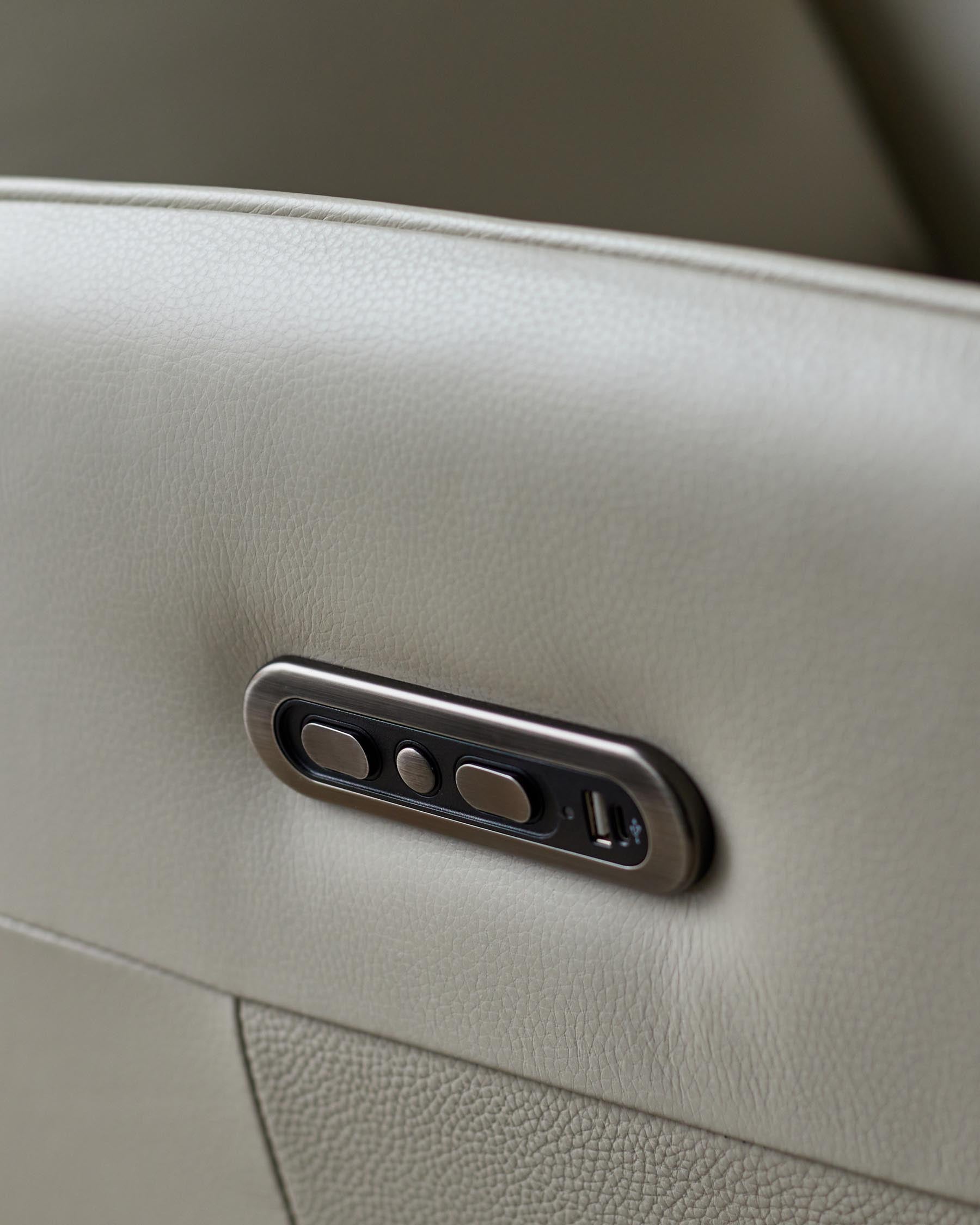 Fauteuil de massage inclinable Aiden en cuir gris naturel