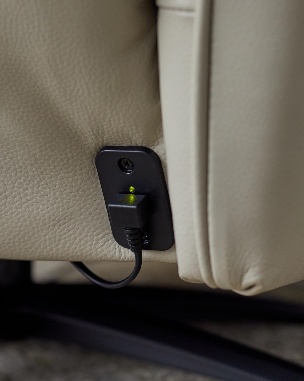 Fauteuil de massage inclinable Aiden en cuir gris naturel