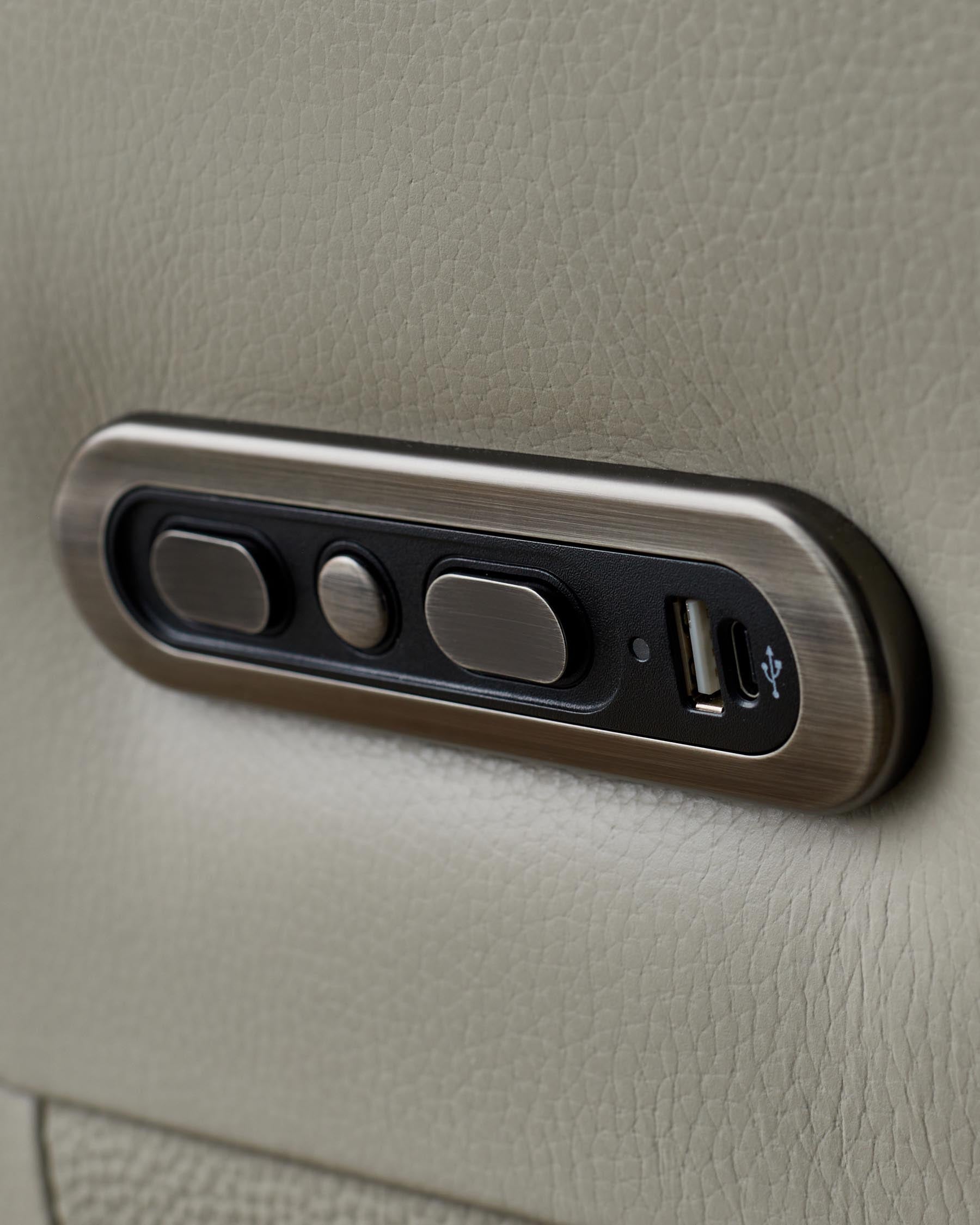 Fauteuil de massage inclinable Aiden en cuir gris naturel