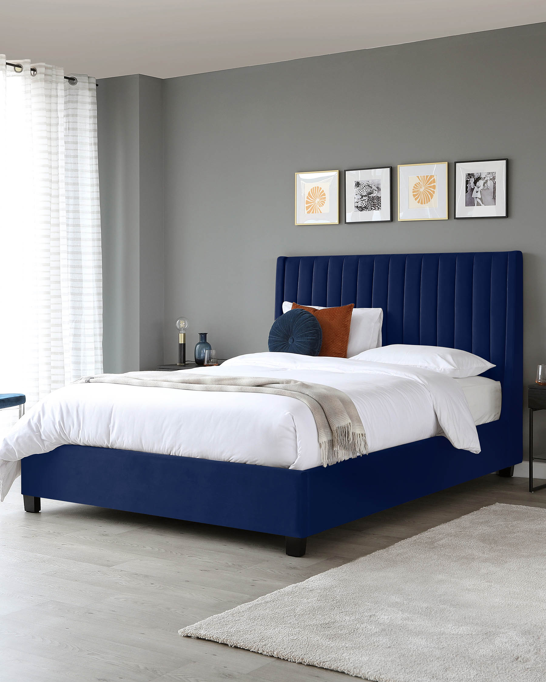 Lit coffre coffre super king size en velours bleu marine Amalfi
