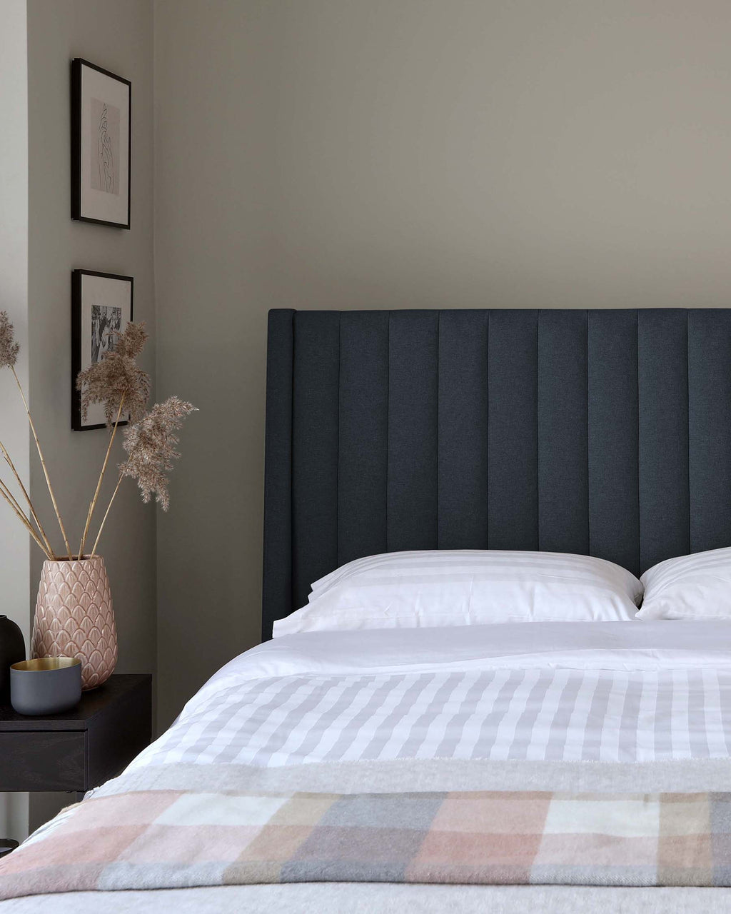 Lit coffre double en tissu bleu marine Amalfi