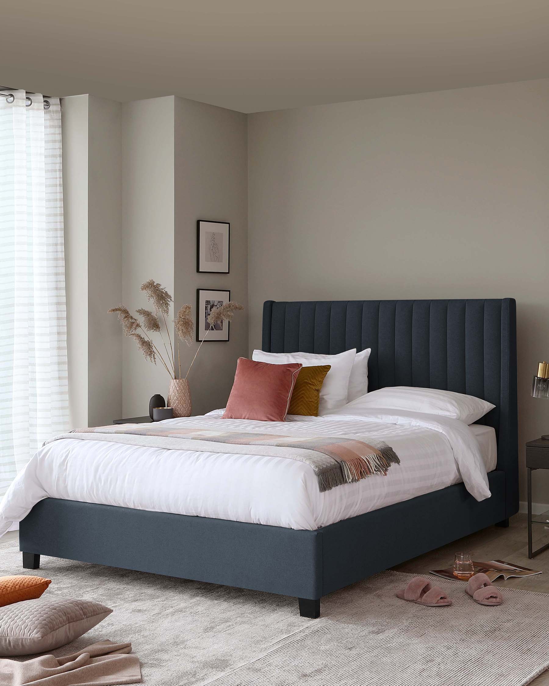 Lit coffre double en tissu bleu marine Amalfi