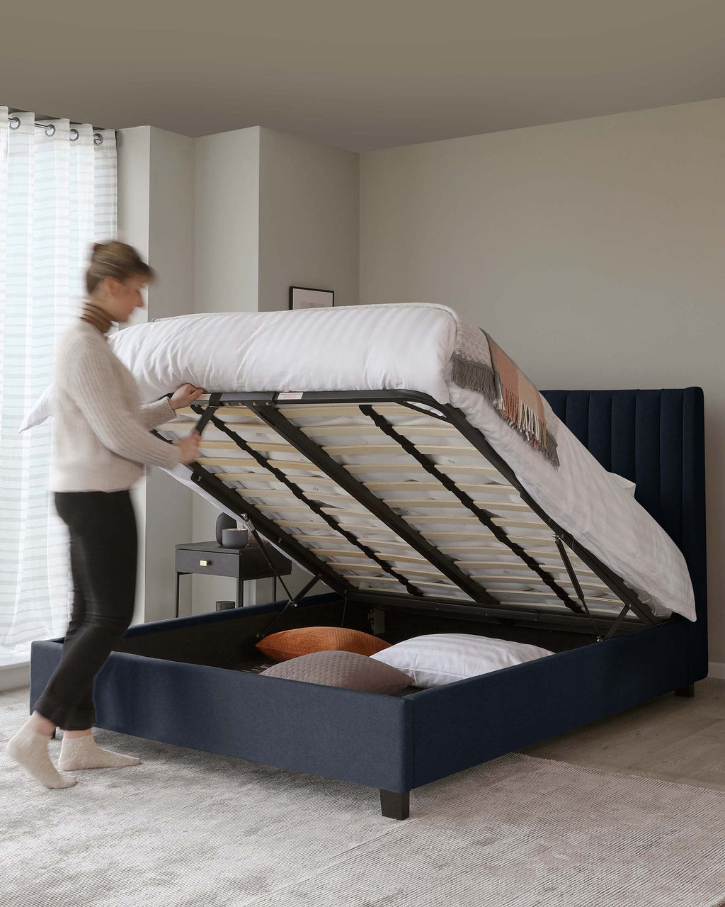 Lit coffre double en tissu bleu marine Amalfi