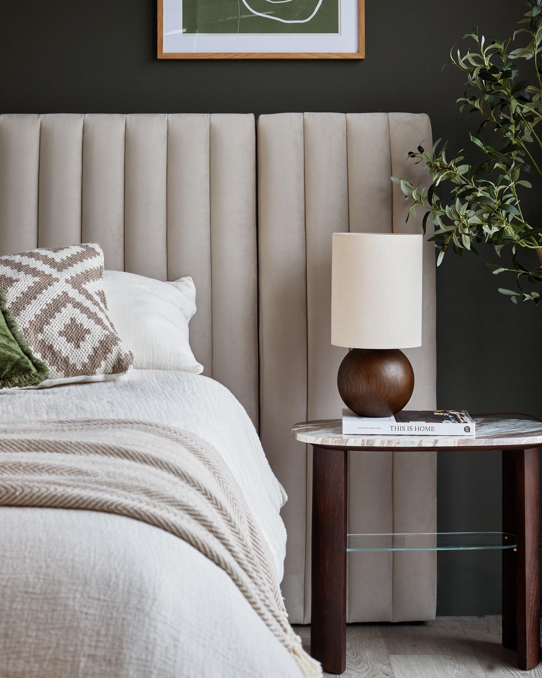 Lit coffre ottoman Amalfi Luxe en velours champagne, format king size