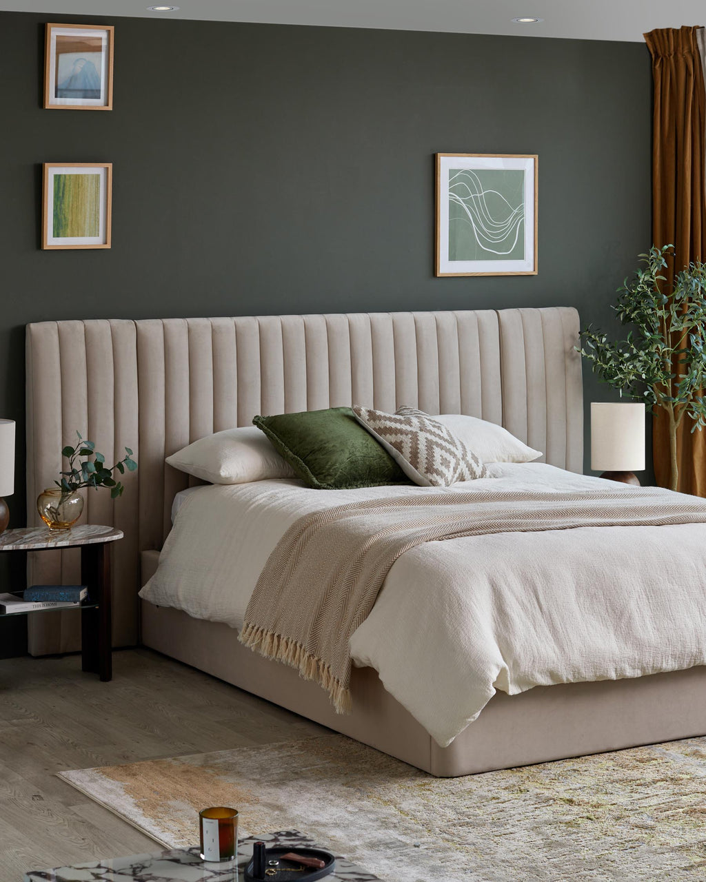 Lit coffre ottoman Amalfi Luxe en velours champagne, format king size