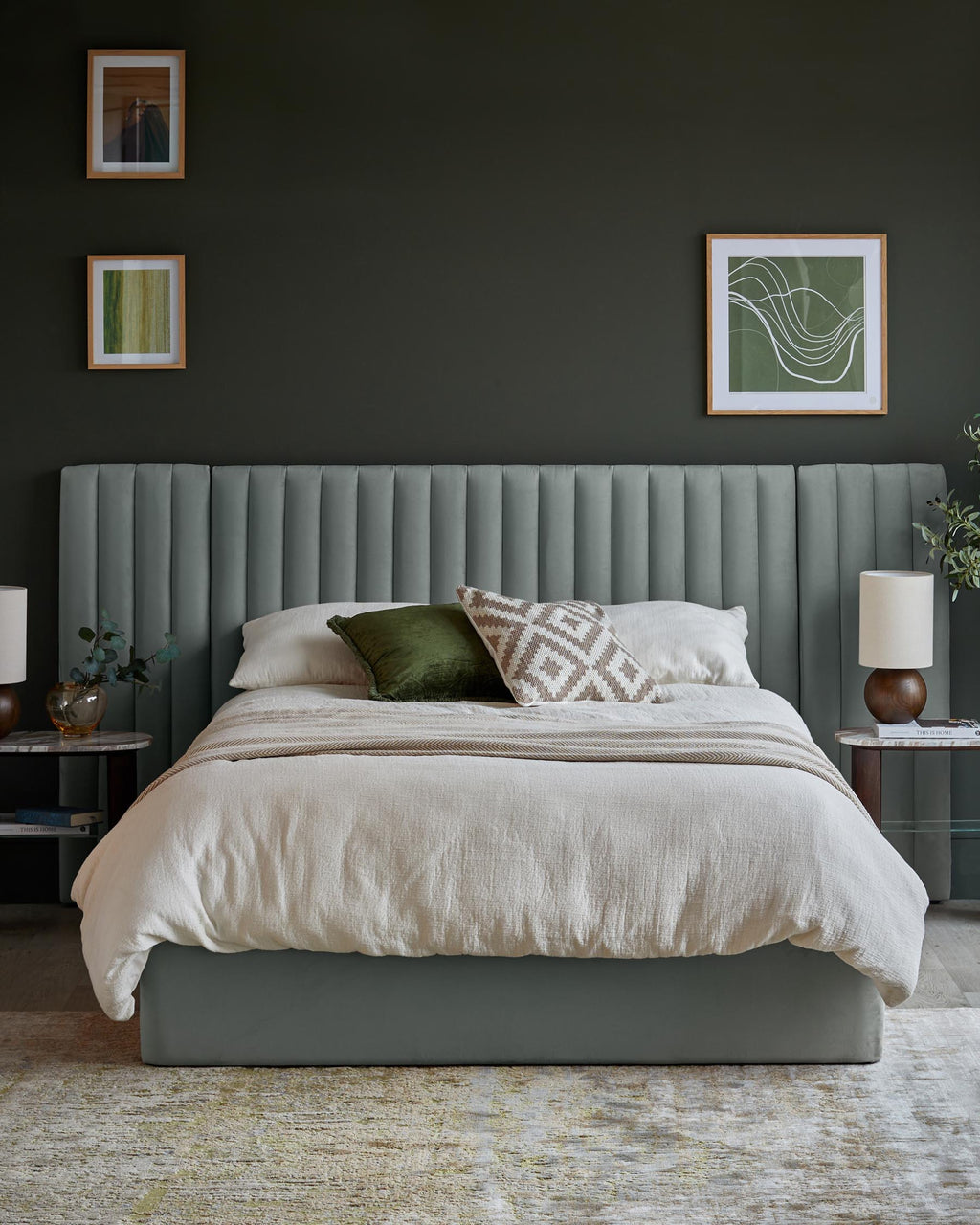 Lit coffre Amalfi Luxe en velours vert sauge, format king size, avec coffre