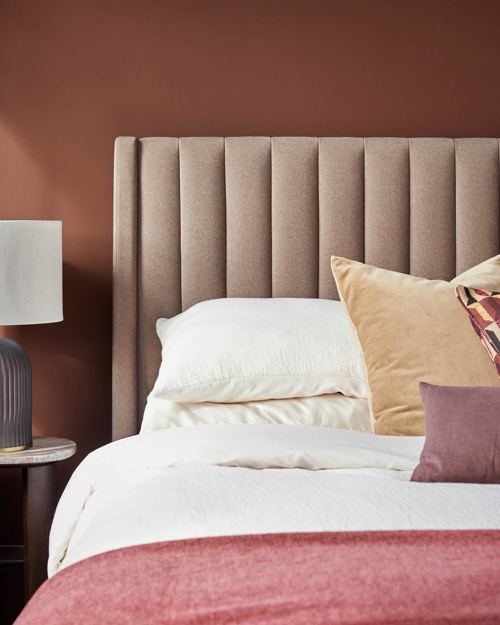 Lit coffre double en tissu moka Amalfi