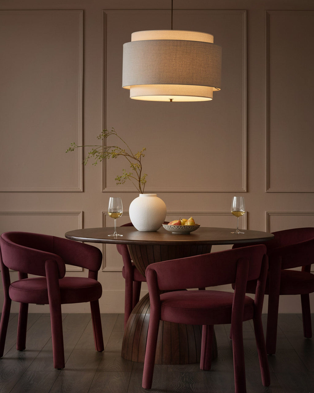 Chaise de salle à manger Anya en velours prune