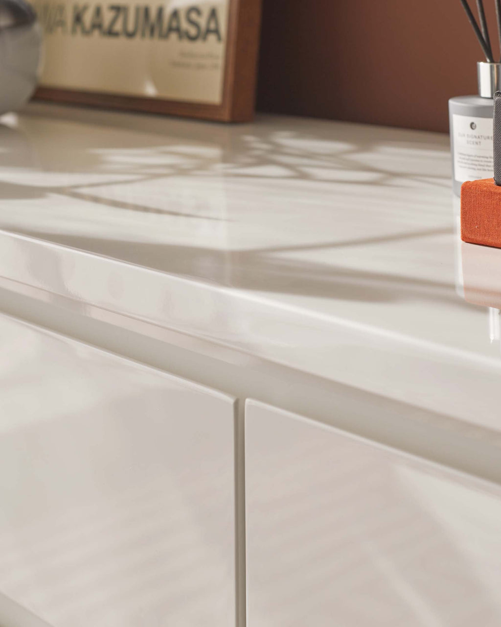 Buffet Assi blanc brillant