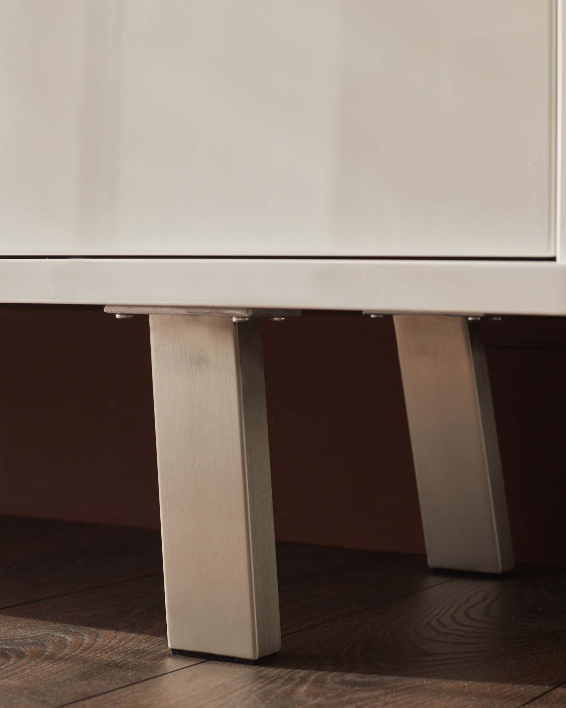 Buffet Assi blanc brillant