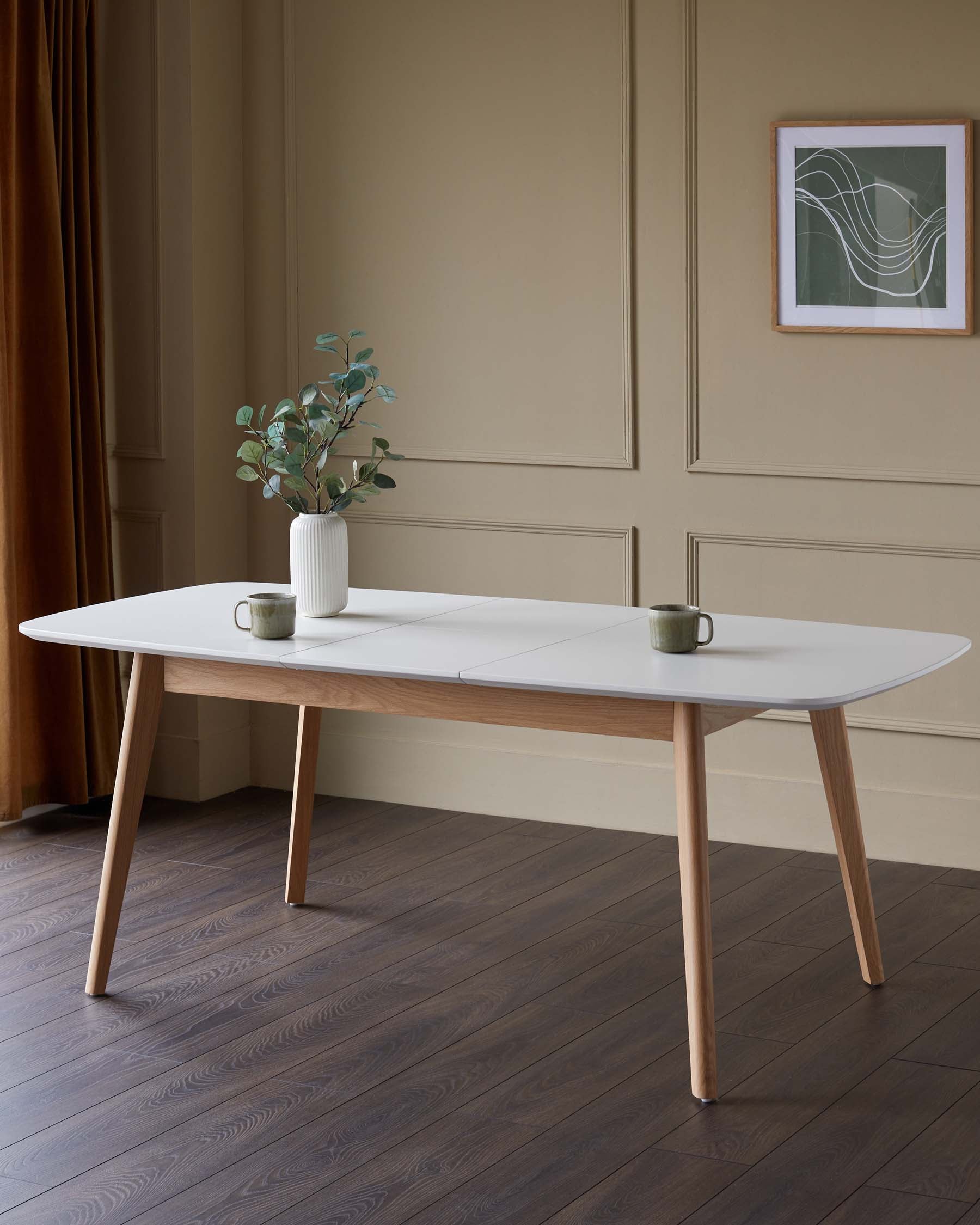 Table de salle à manger extensible Aver blanche et chêne, 6 à 8 places