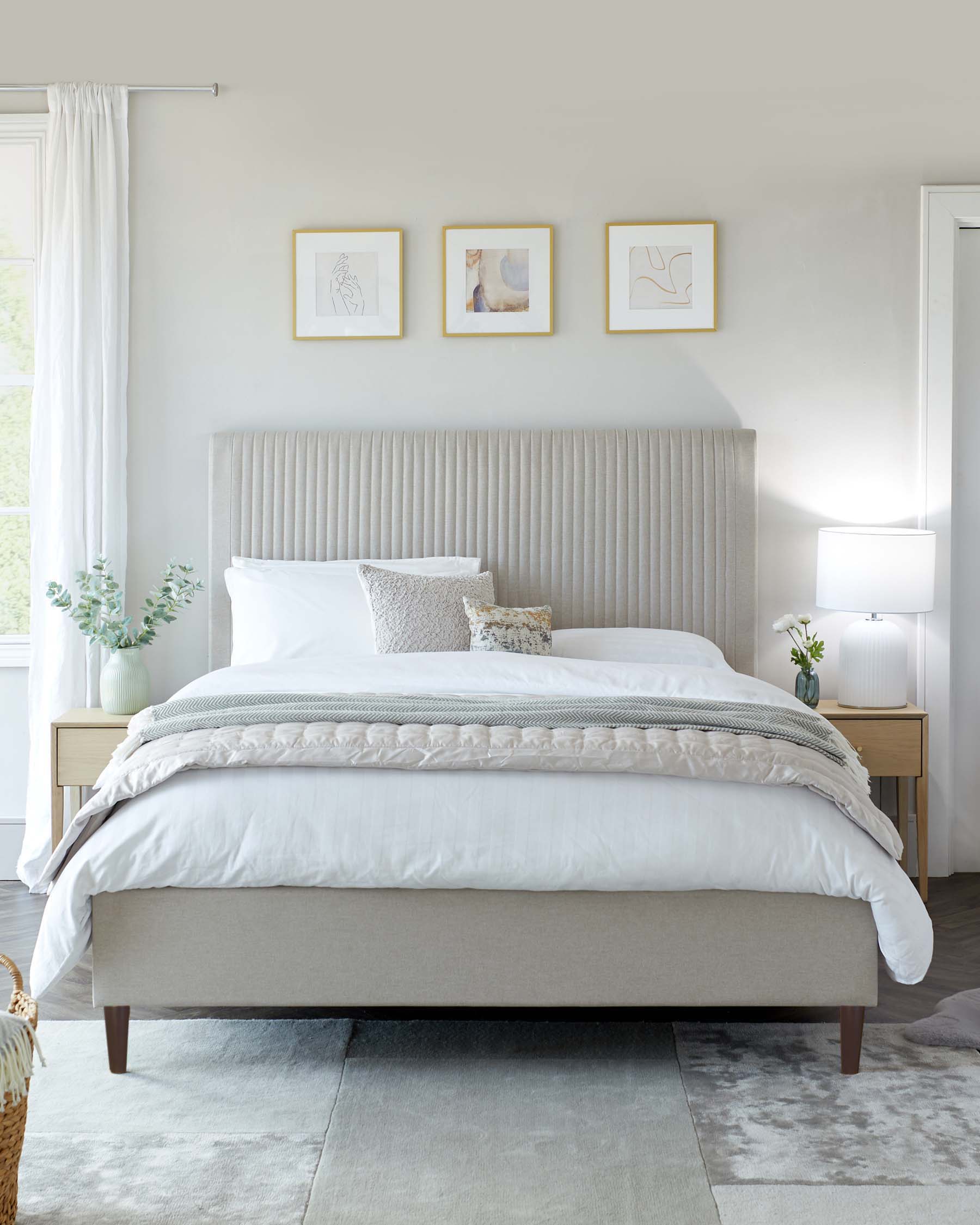 Lit coffre coffre Avery en tissu crème, format king size