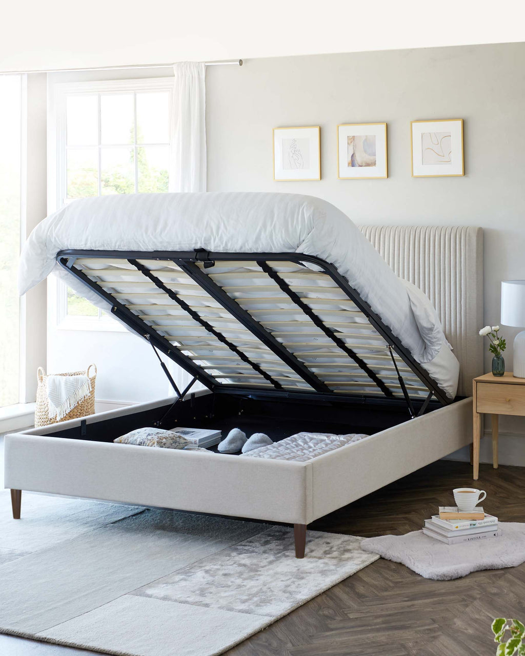 Lit coffre double en tissu crème Avery