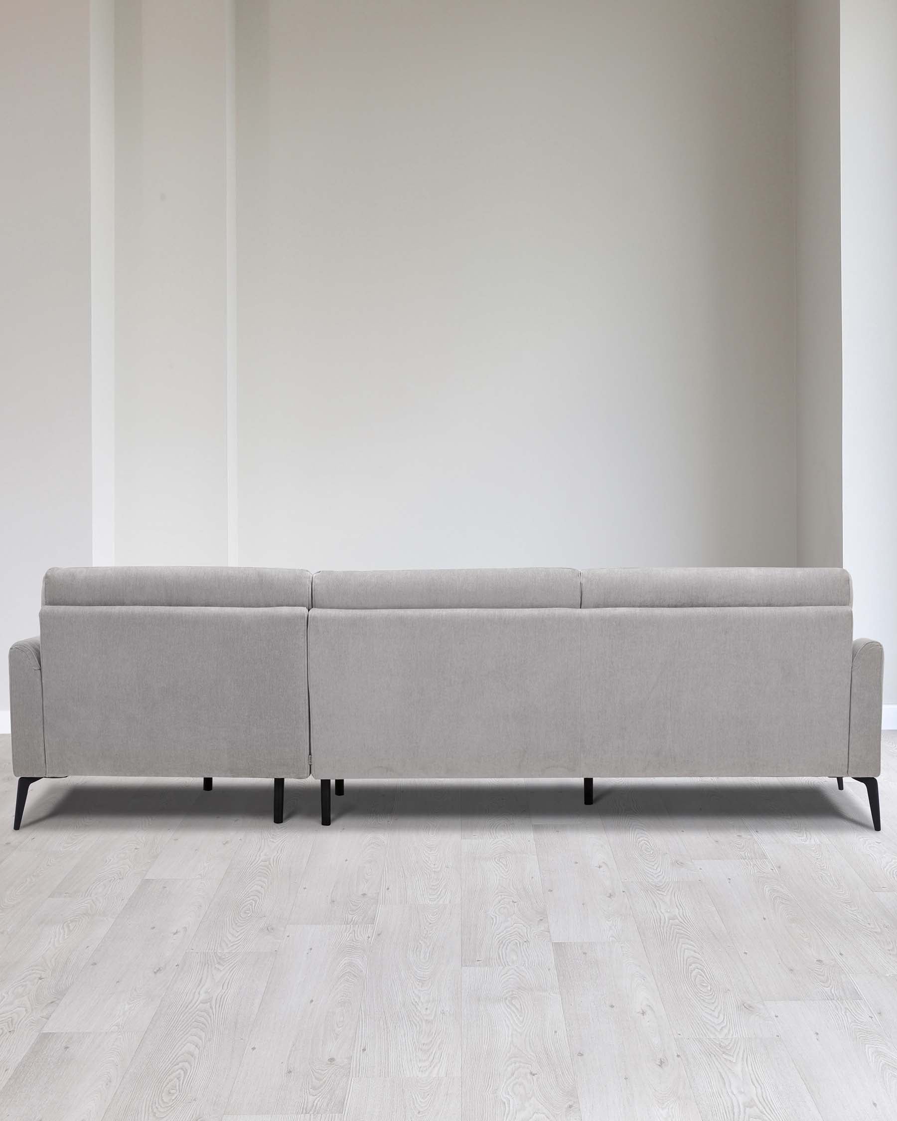 Canapé d'angle droit Brooks en tissu gris clair avec méridienne