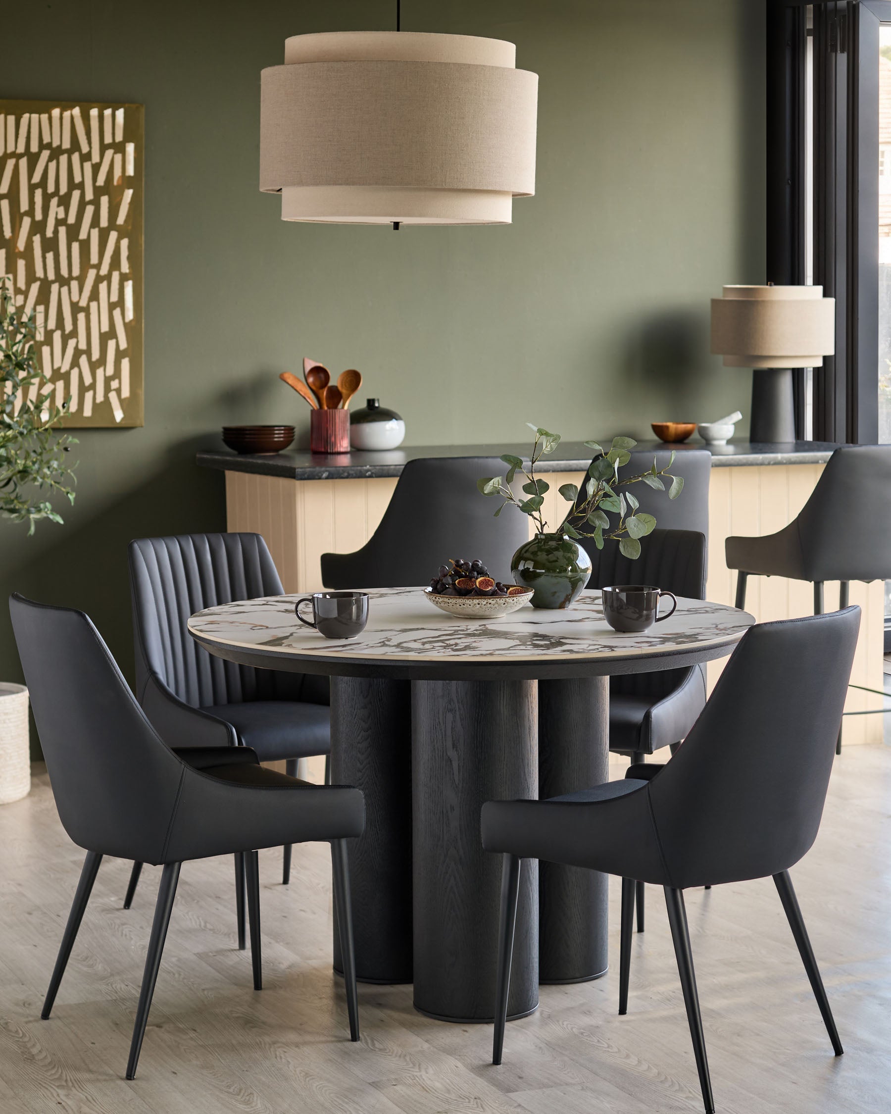 Chaise de salle à manger Blakely en similicuir noir