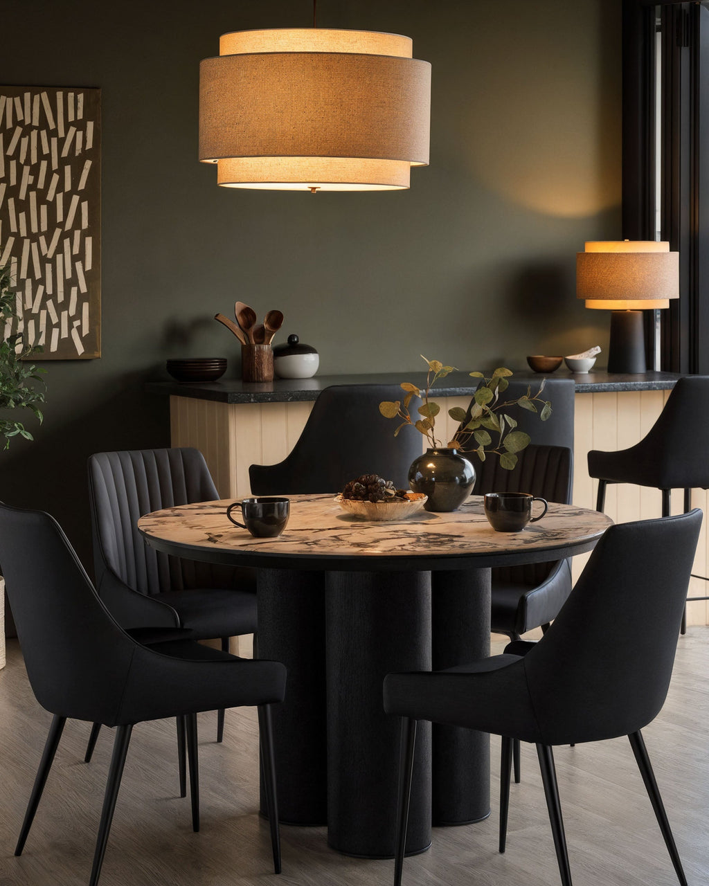 Chaise de salle à manger Blakely en similicuir noir