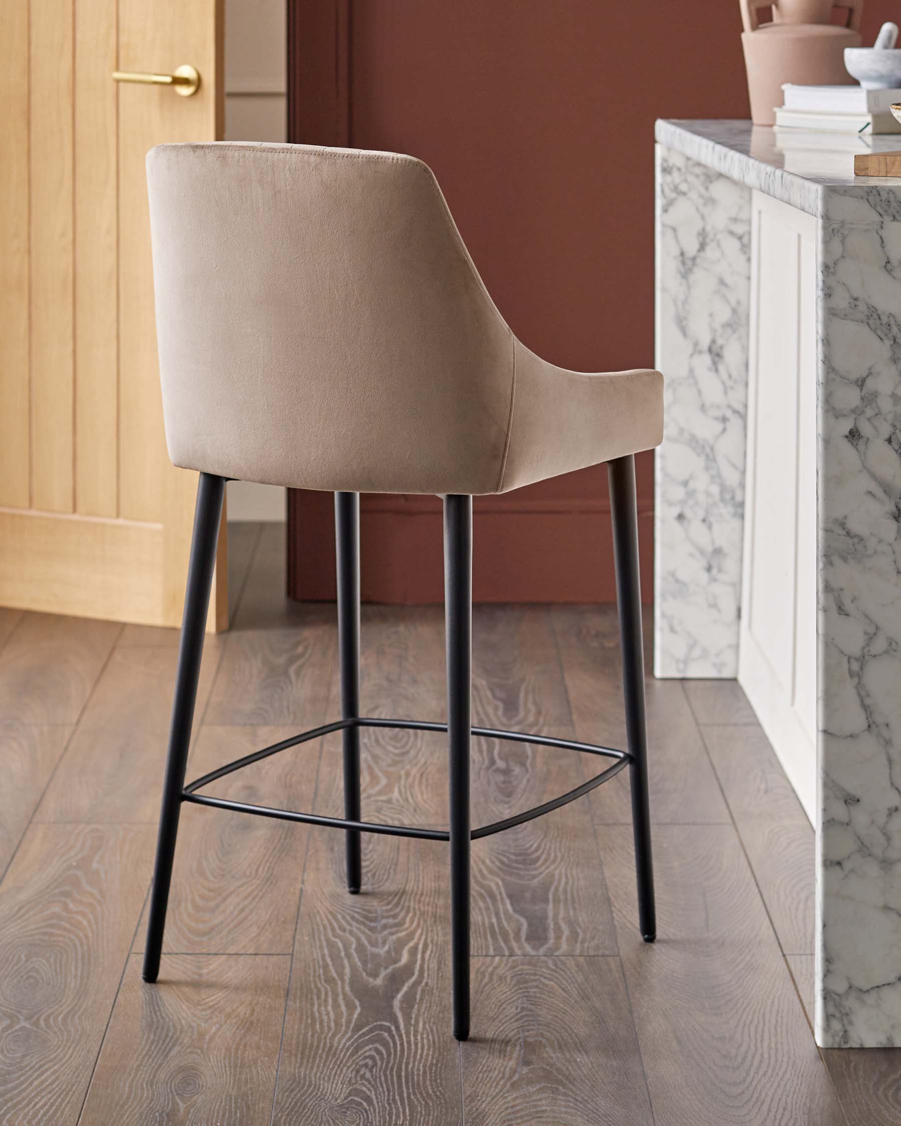 Tabouret de bar Blakely en velours champagne