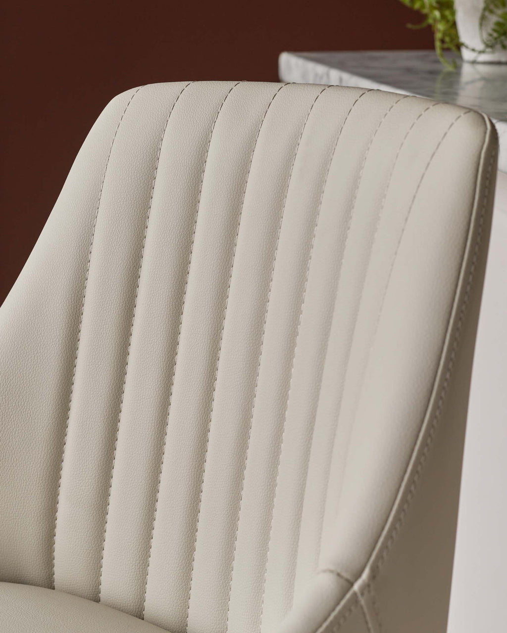 Tabouret de bar Blakely en similicuir gris clair