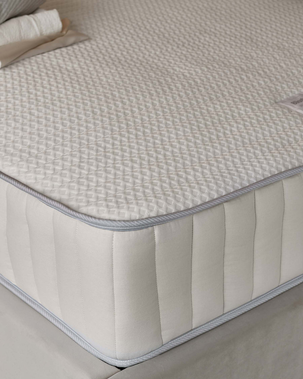 Matelas Blissful Comfort 3500 ressorts ensachés ferme Super King