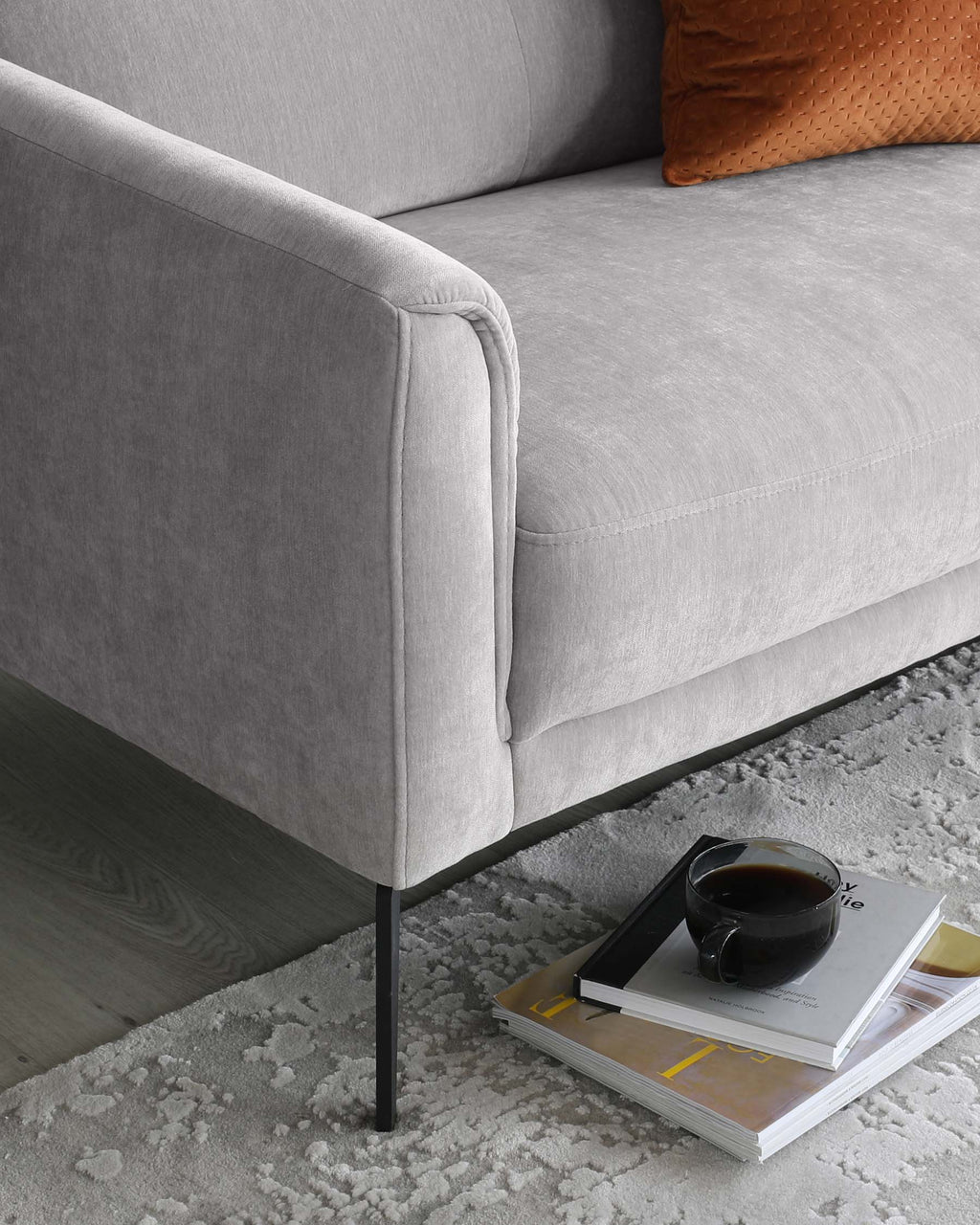 Canapé 3 places Brooks en tissu plissé gris clair