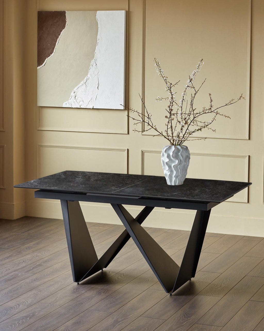 Table de salle à manger extensible Calenzano en céramique gris foncé, 6 à 8 places