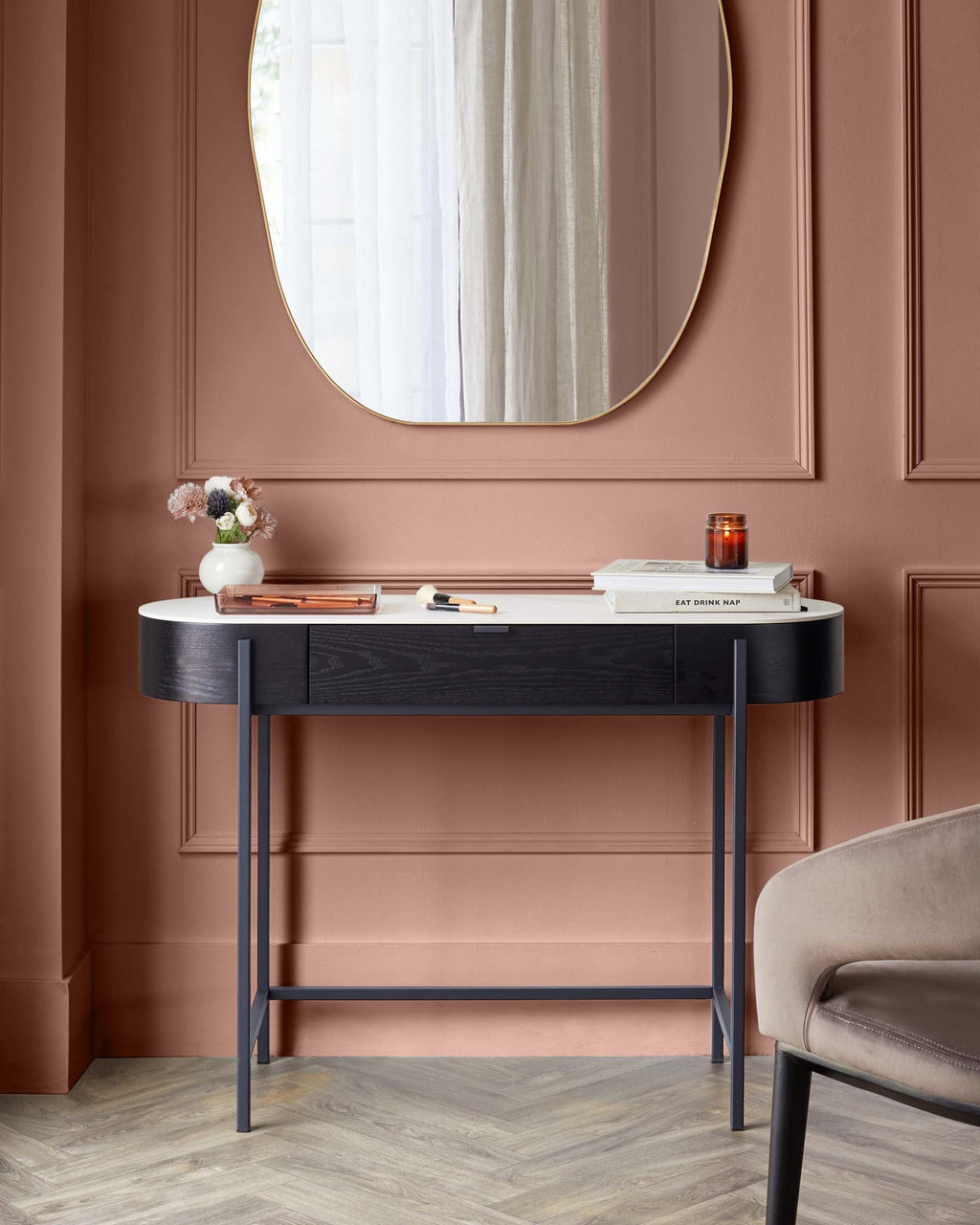 Console coiffeuse Carmen noire avec plateau en céramique blanche