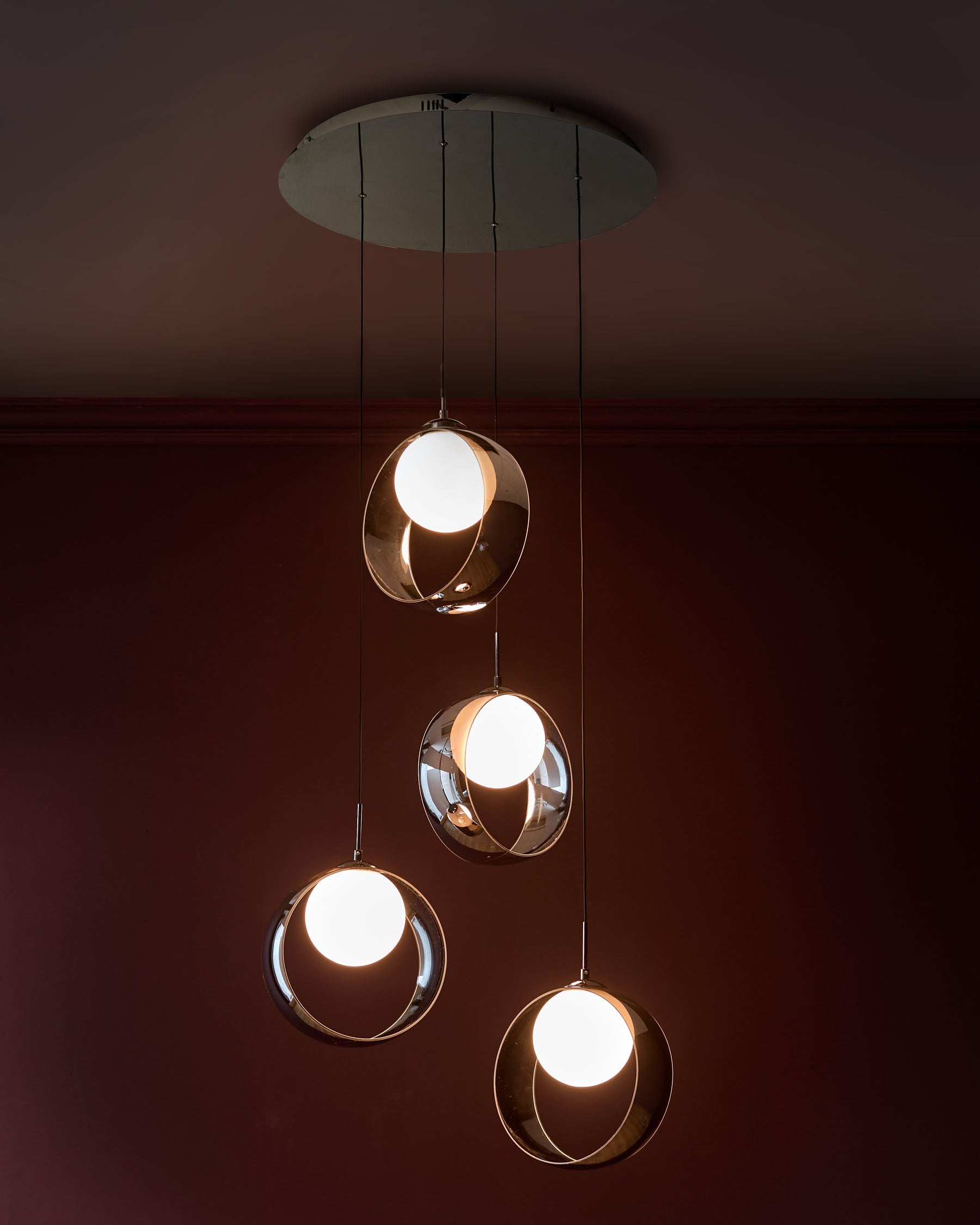 Suspension réglable Chloé en verre chromé argenté avec LED et 4 gouttes