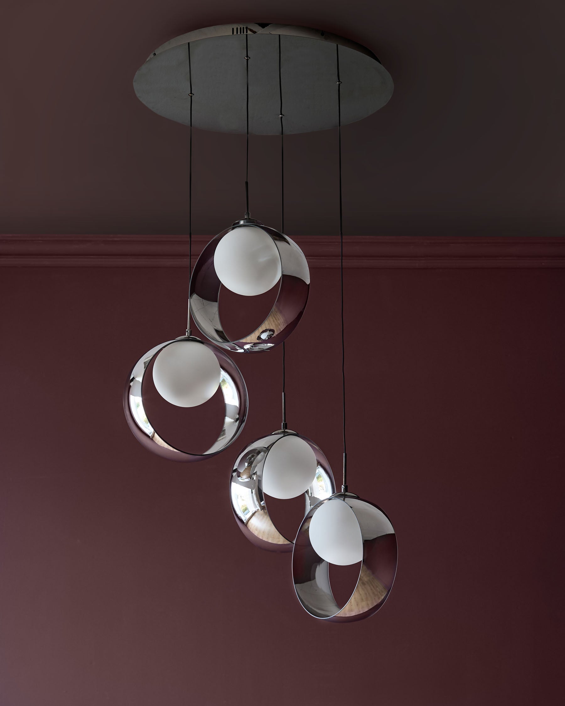 Suspension réglable Chloé en verre chromé argenté avec LED et 4 gouttes