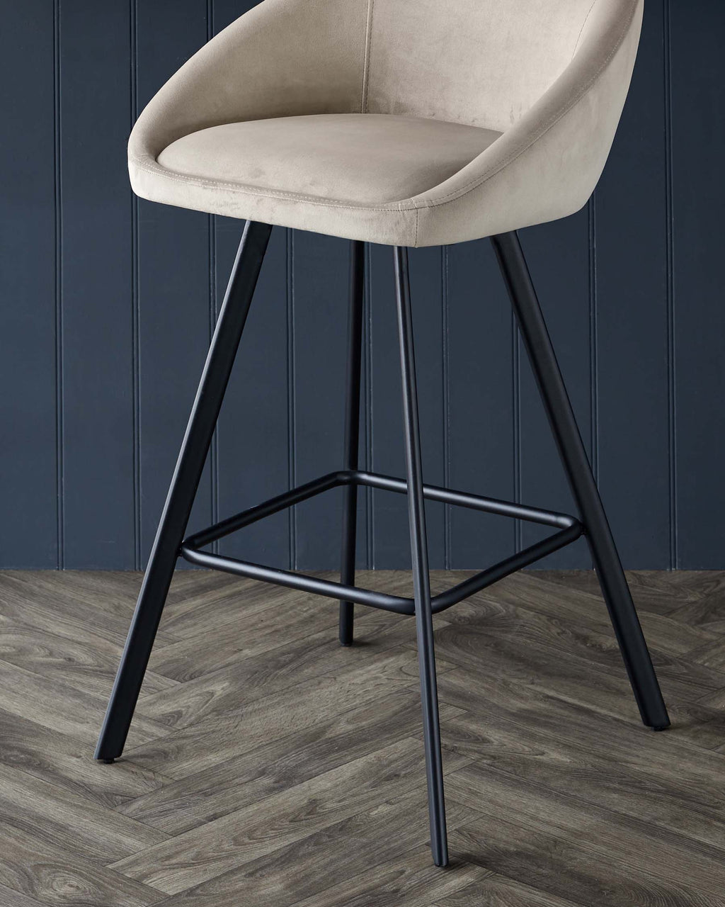 Tabouret de bar pivotant Cleo en velours champagne