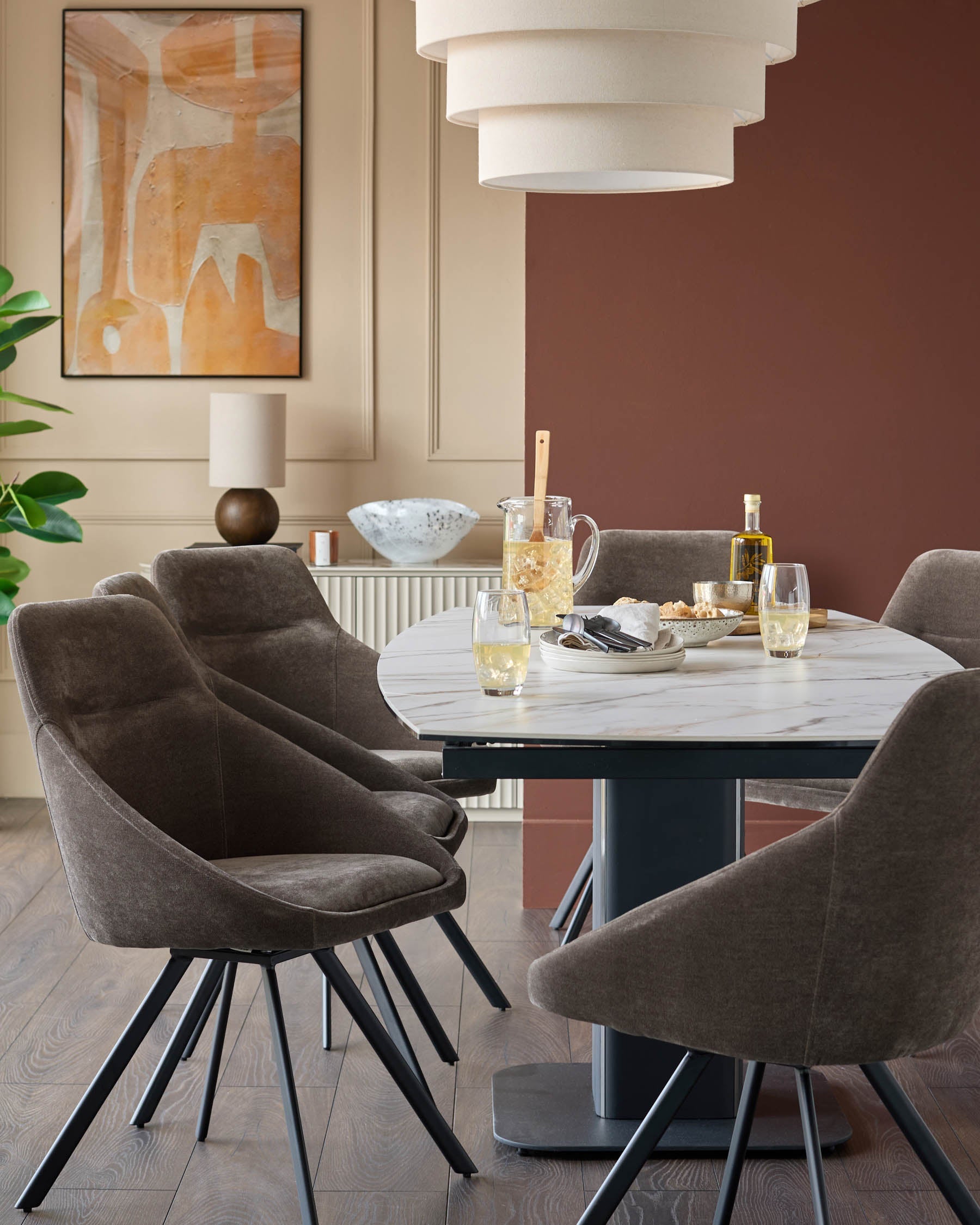 Chaise de salle à manger pivotante Cleo en tissu moka