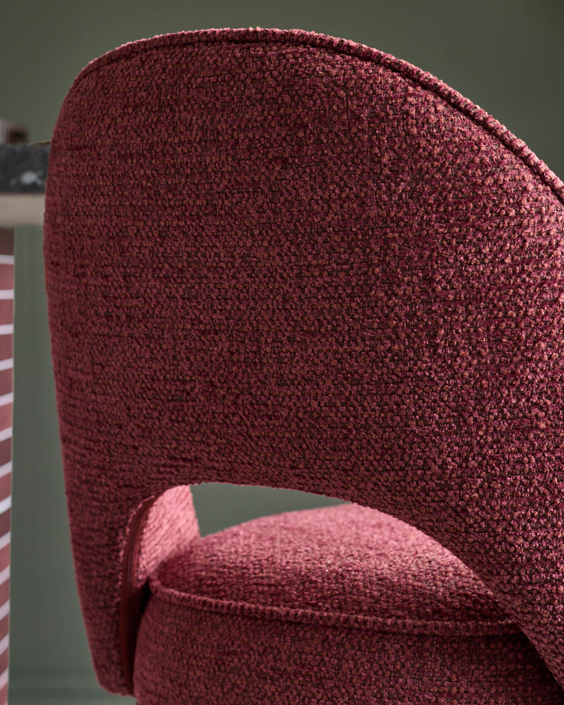 Tabouret de bar en tissu épais rouge trèfle