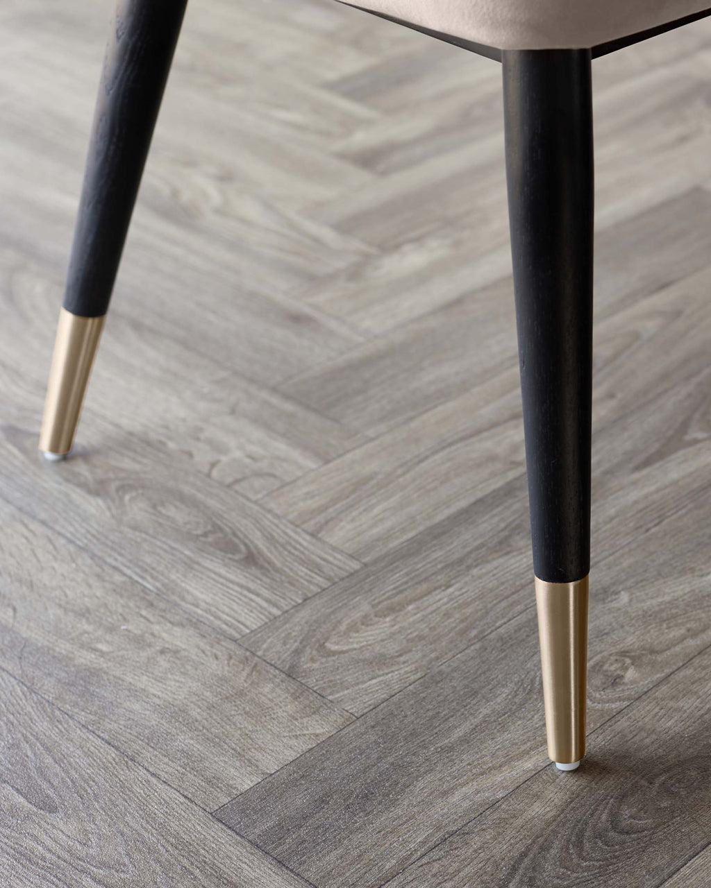 Chaise de salle à manger Clover en velours champagne