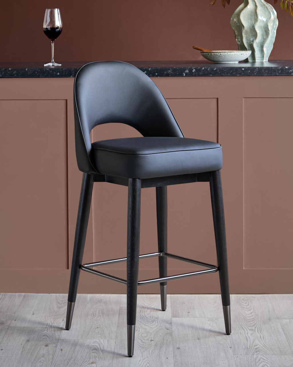 Tabouret de bar Clover en similicuir noir