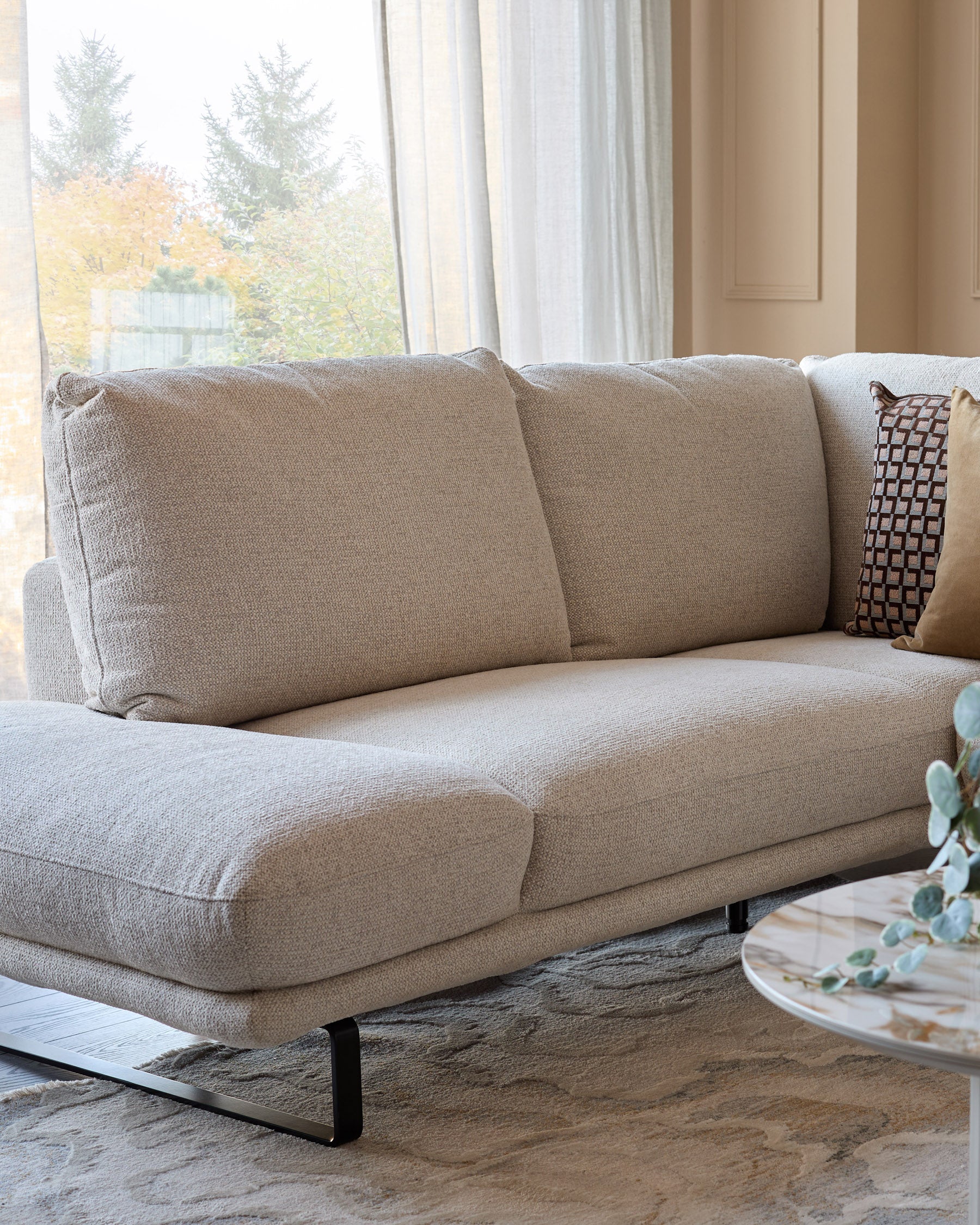 Canapé d'angle gauche Colette en tissu naturel