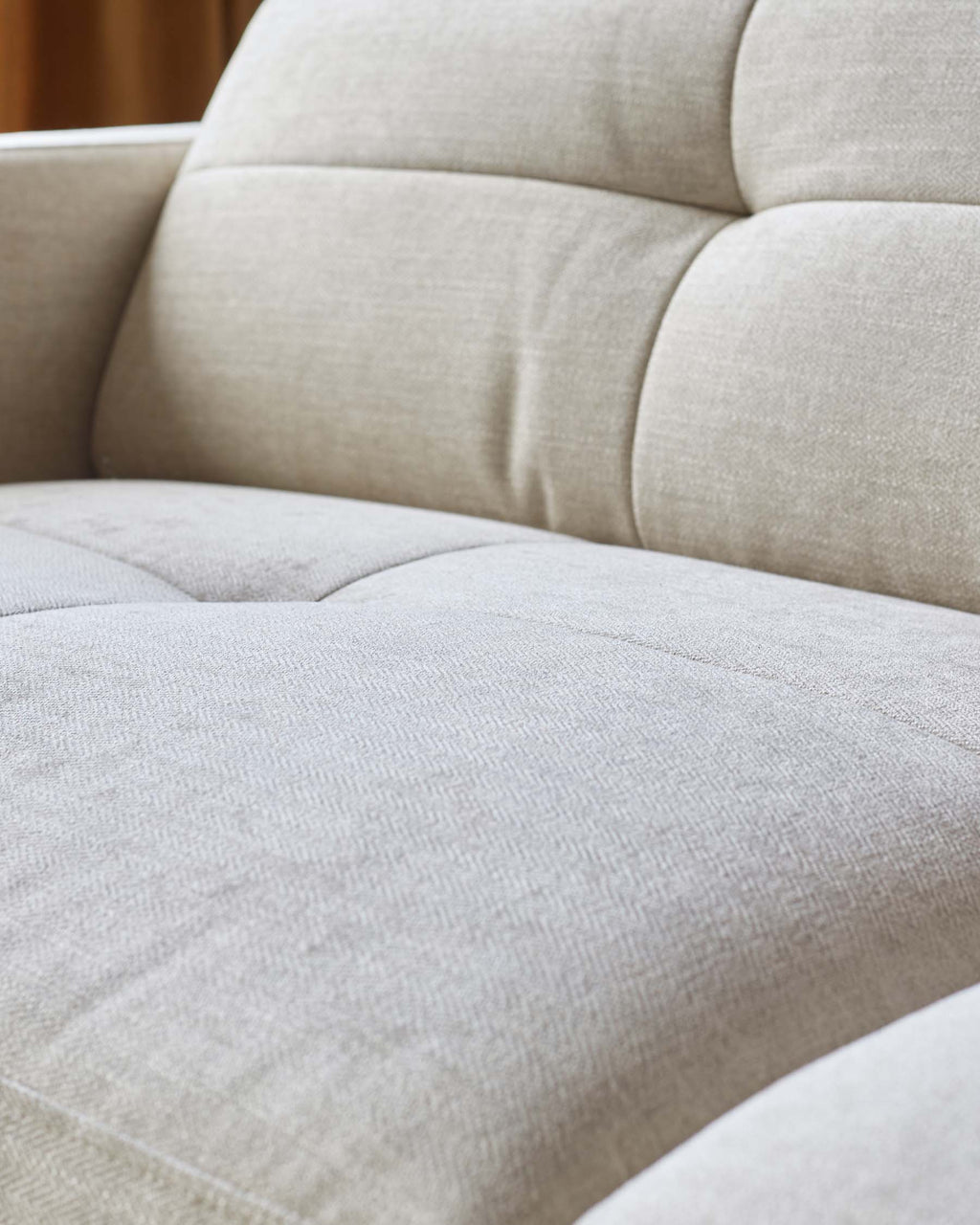 Canapé 2 places Colton en chenille ivoire