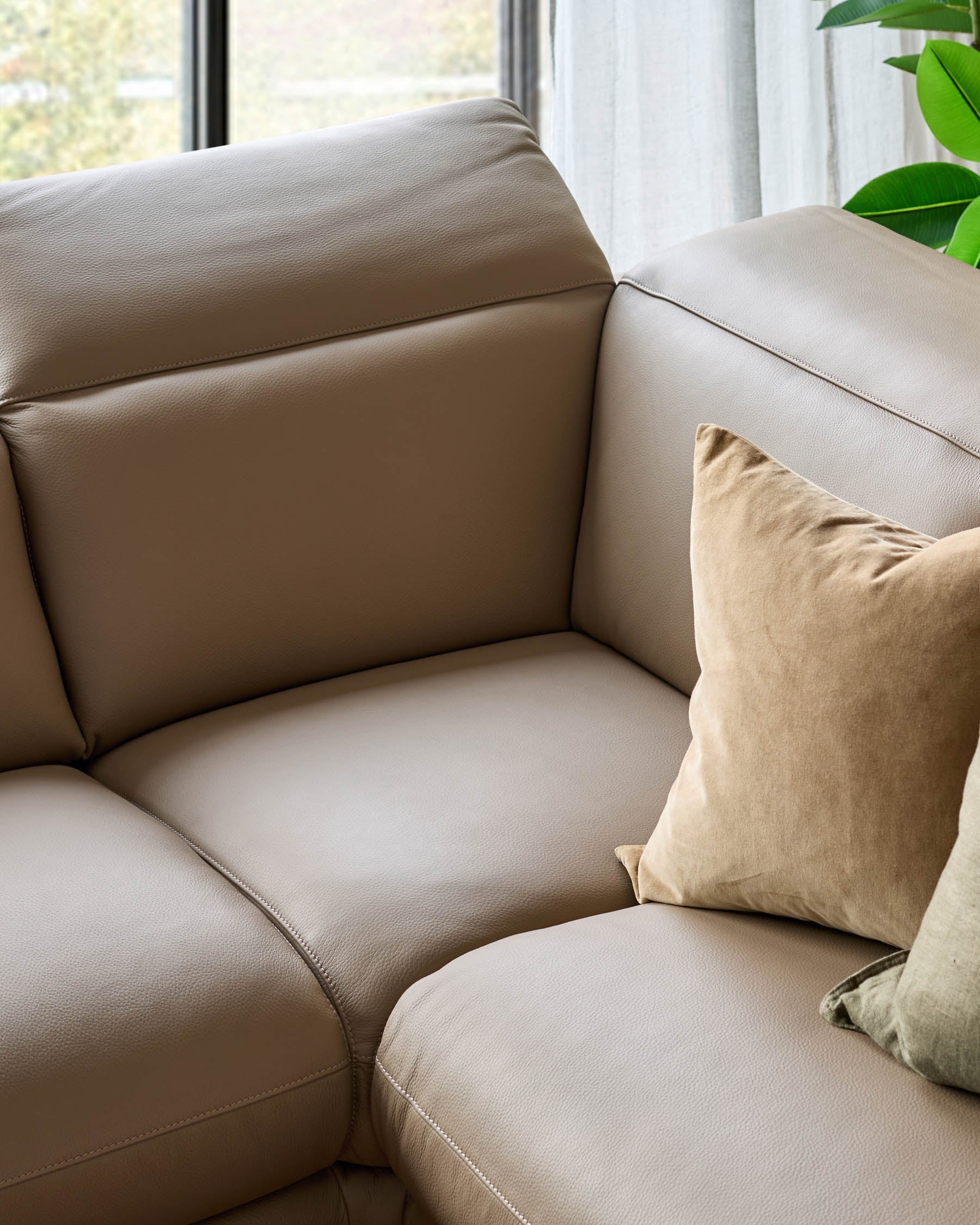 Canapé d'angle gauche en cuir naturel Connor