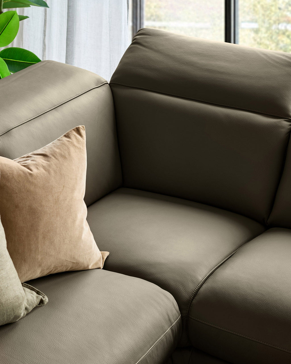 Canapé d'angle droit en cuir vert olive Connor