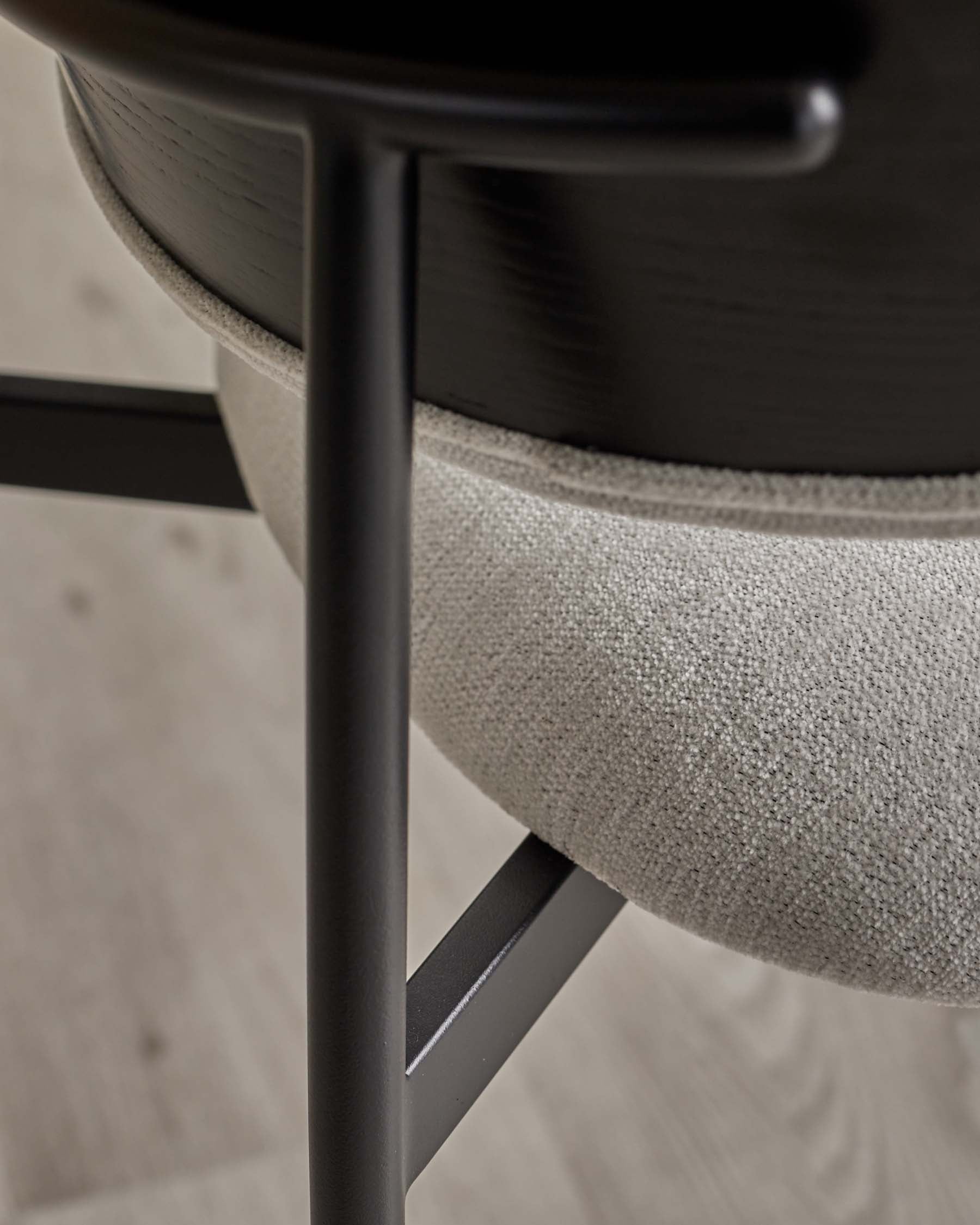 Ensemble table Riley 8 places et 8 chaises de salle à manger Cree