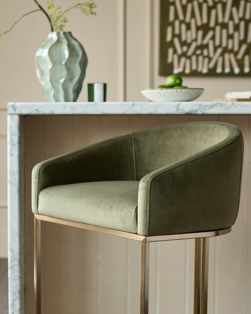 Tabouret de bar Dakota en velours vert olive