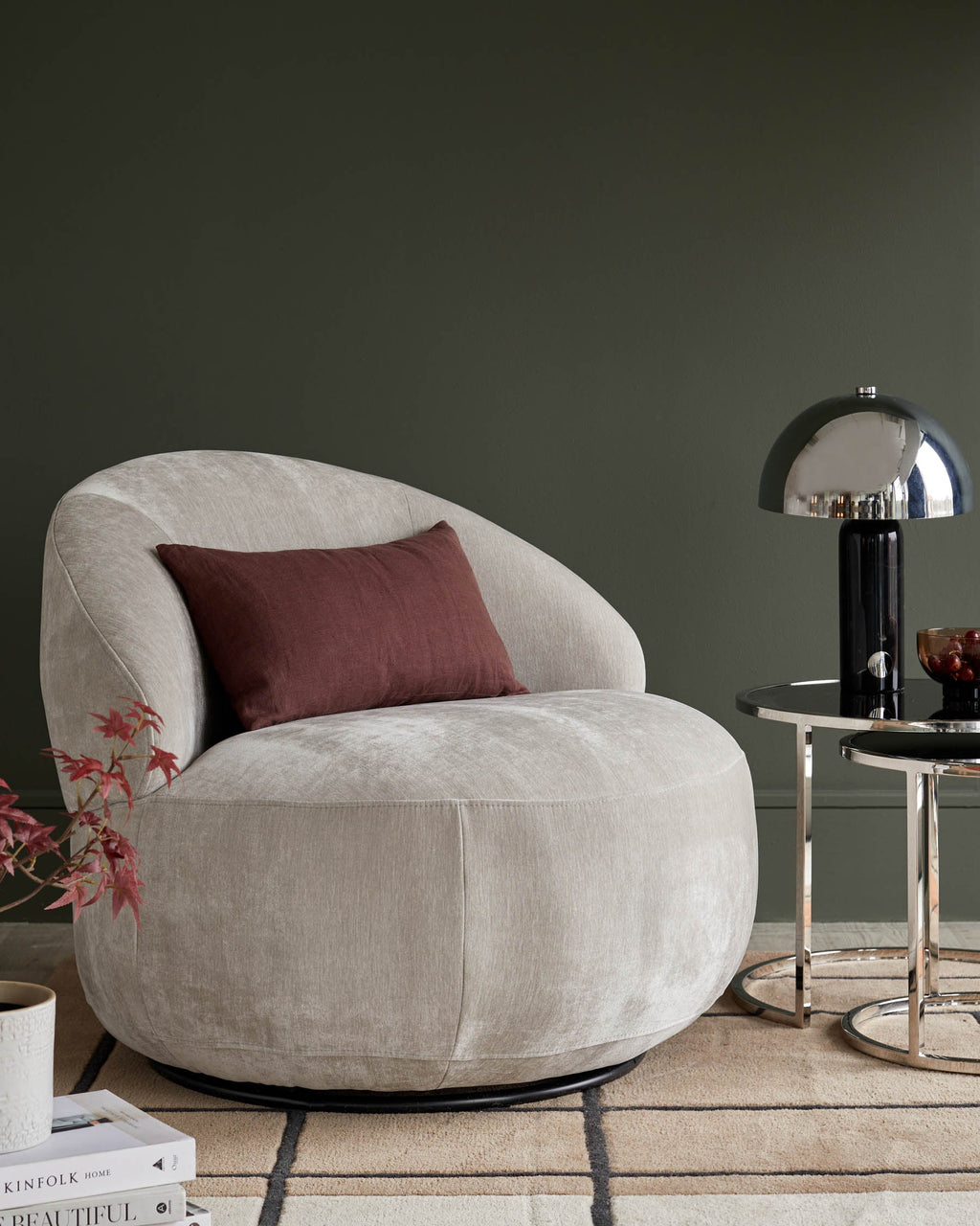 Fauteuil pivotant Daphne en tissu gris clair