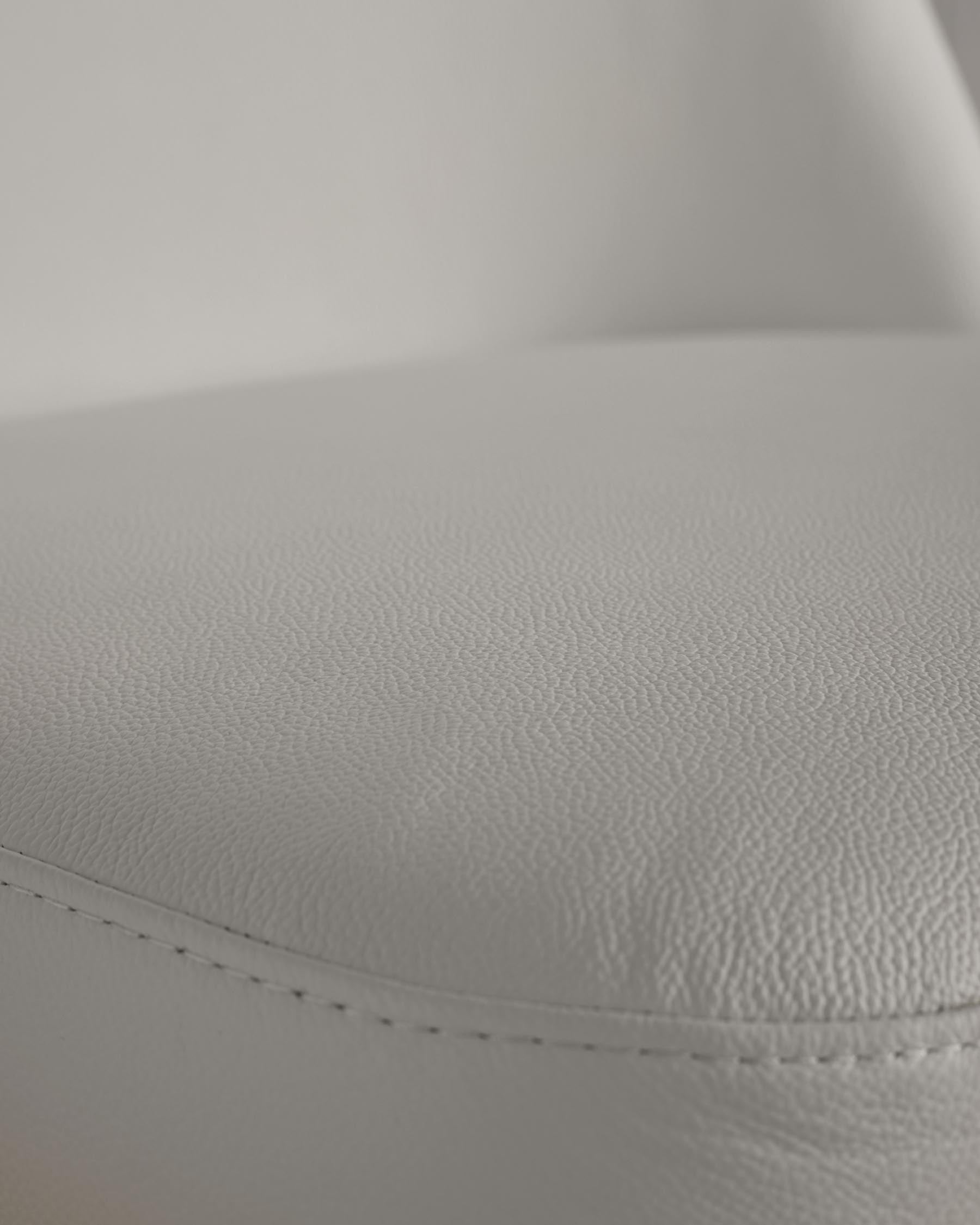 Chaise de salle à manger décorative en cuir gris clair