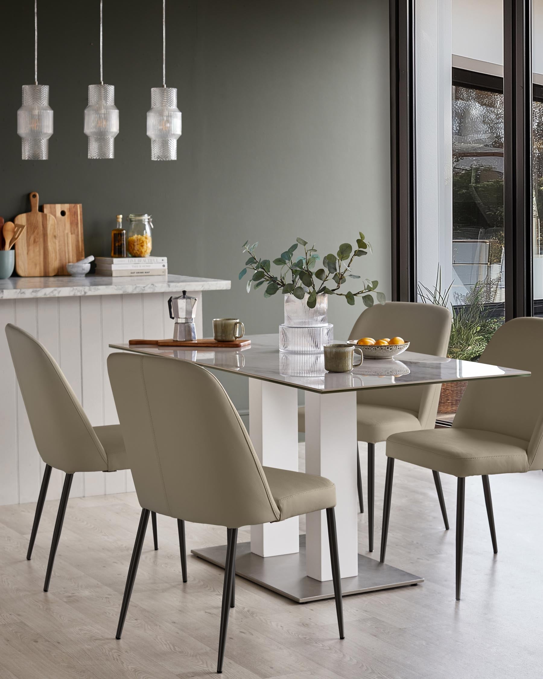 Chaise de salle à manger Deco en cuir naturel