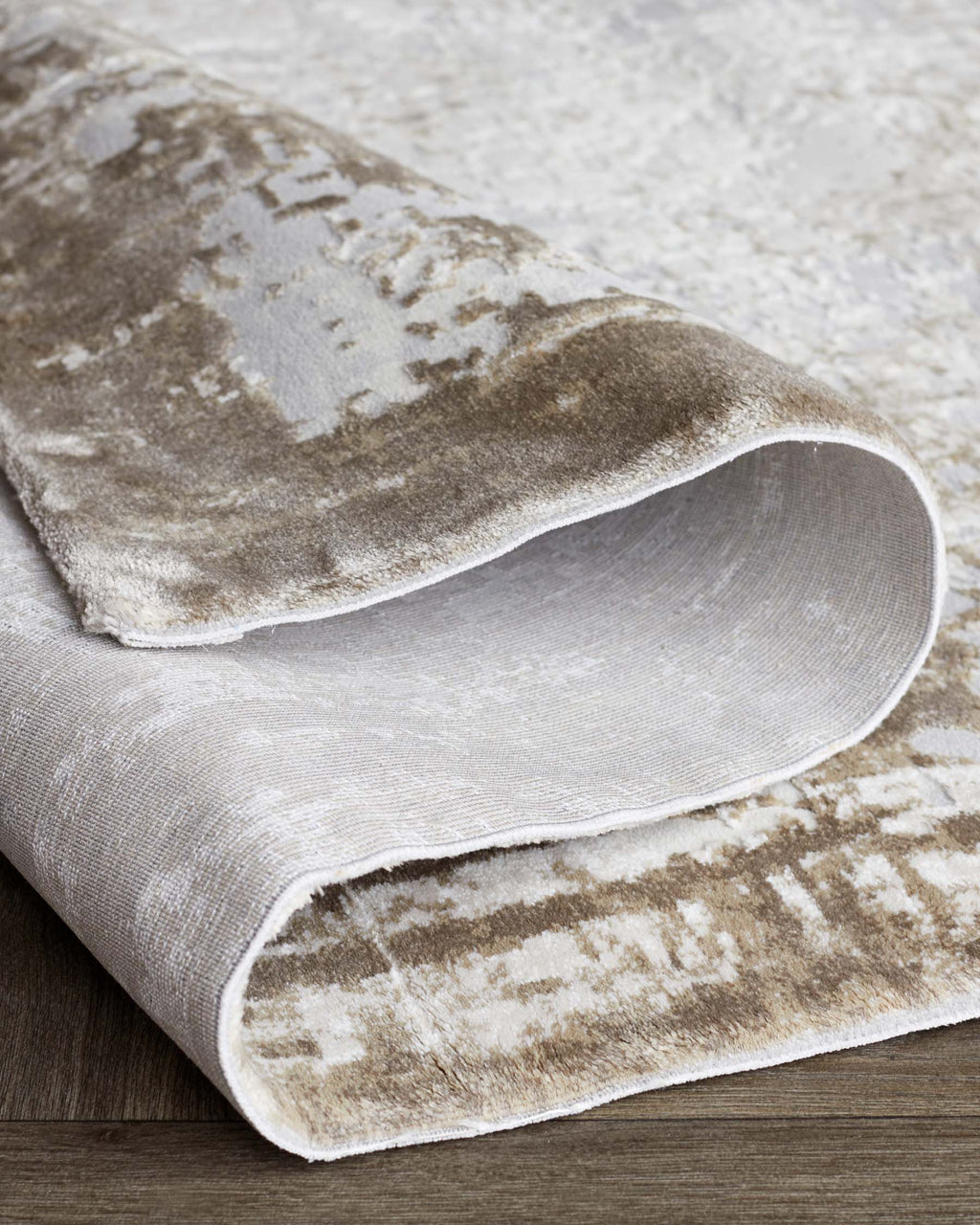 Tapis texturé naturel vieilli, de taille moyenne