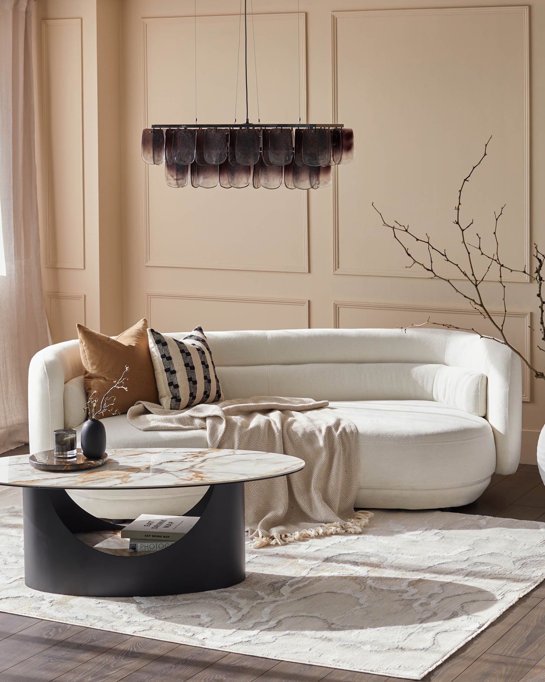 Tapis Eden grand format à texture argentée douce