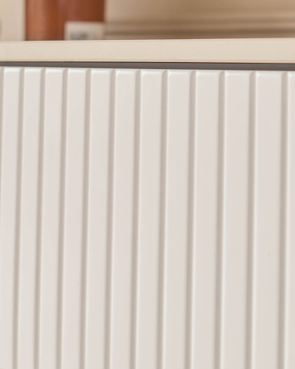 Buffet Edie en céramique naturelle grand format